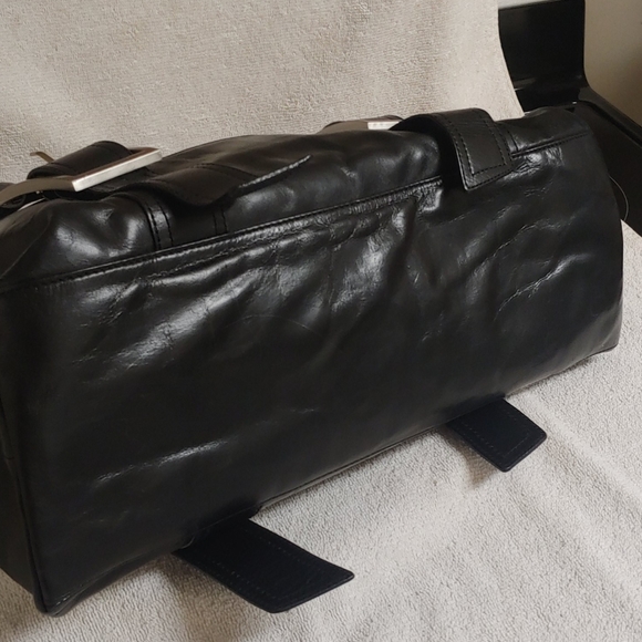 NWOT Kenneth Cole NY black leather bag - Picture 9 of 16